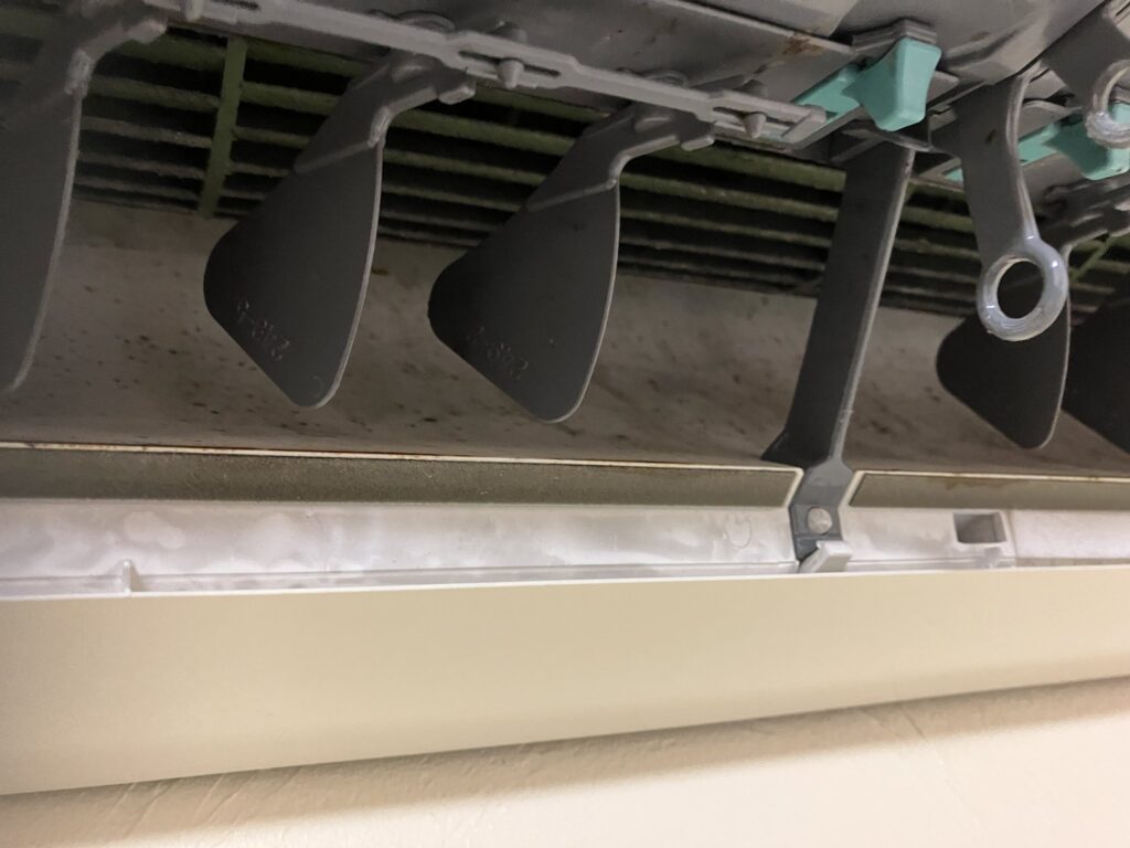 エアコンクリーニング施工前
